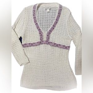 ANN TAYLOR White CROCHETED Purple Trimmed Sweater sz:L (pre owned)